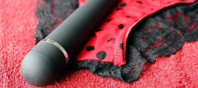 Vær nænsom og forsigtig med din klitoris vibrator! Vær nænsom og forsigtig med din klitoris vibrator!